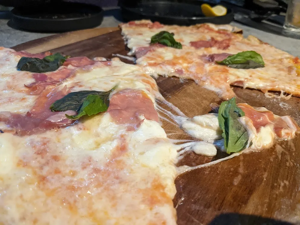 Trasteverina Pizza